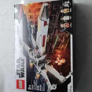 Lego 75301 Luke Skywalker's X-Wing Fighter "BRAND NEW & SEALED"